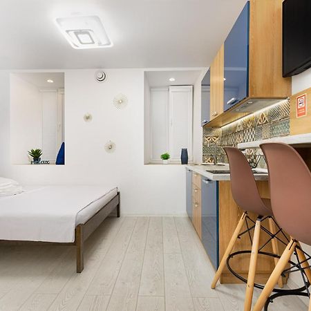 Apartments On Chaykovskogo 16 โอเดสซา ภายนอก รูปภาพ
